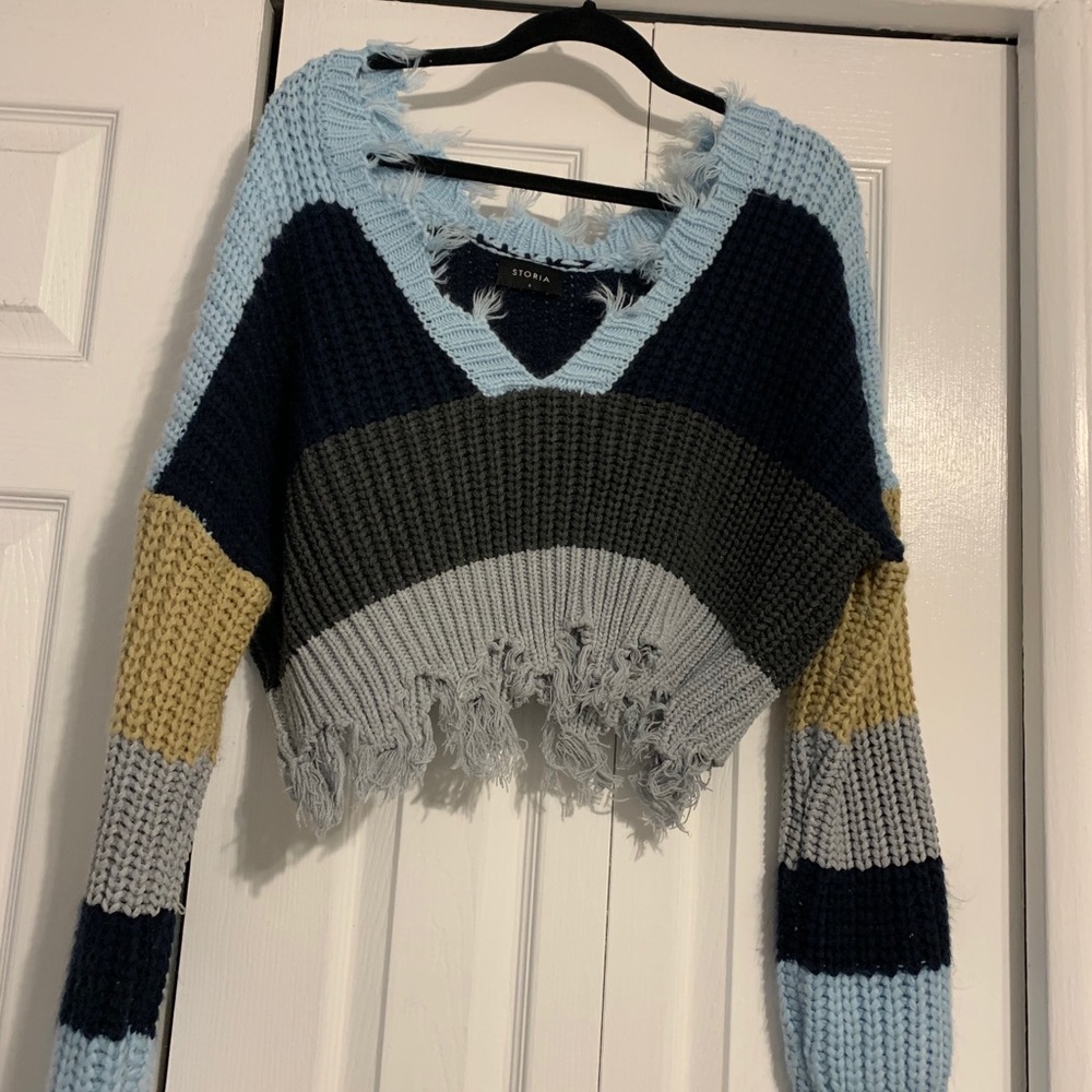 Cropped Long Sleeve Sweater